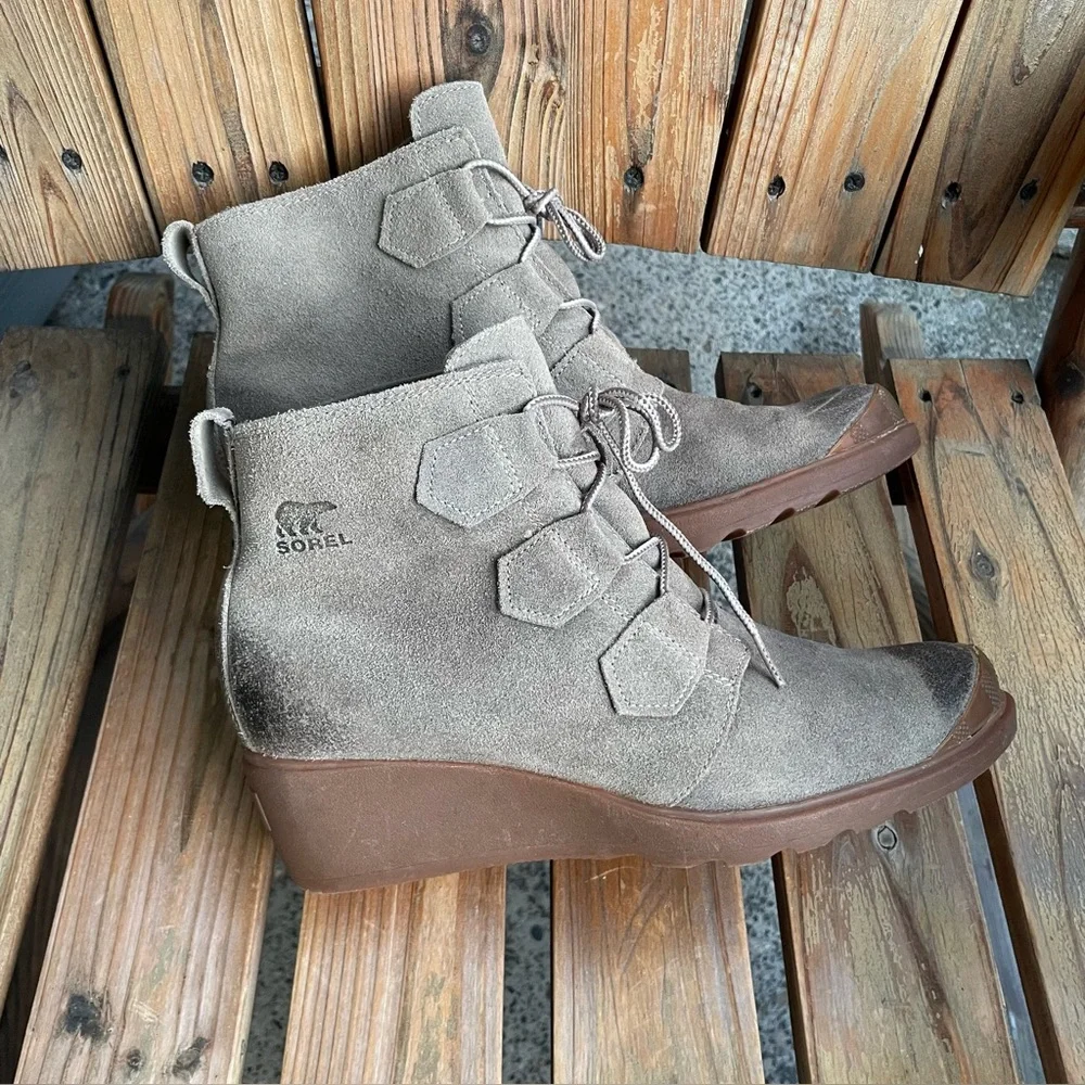 Sorel Toronto Wedge Suede Boot Lace Up Womens Size 10.5